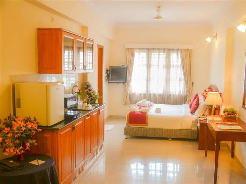 Hyde Park Hotel Bangalore Eksteriør bilde