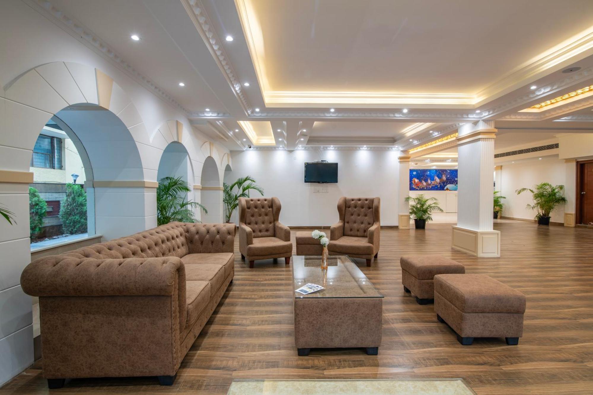 Hyde Park Hotel Bangalore Eksteriør bilde