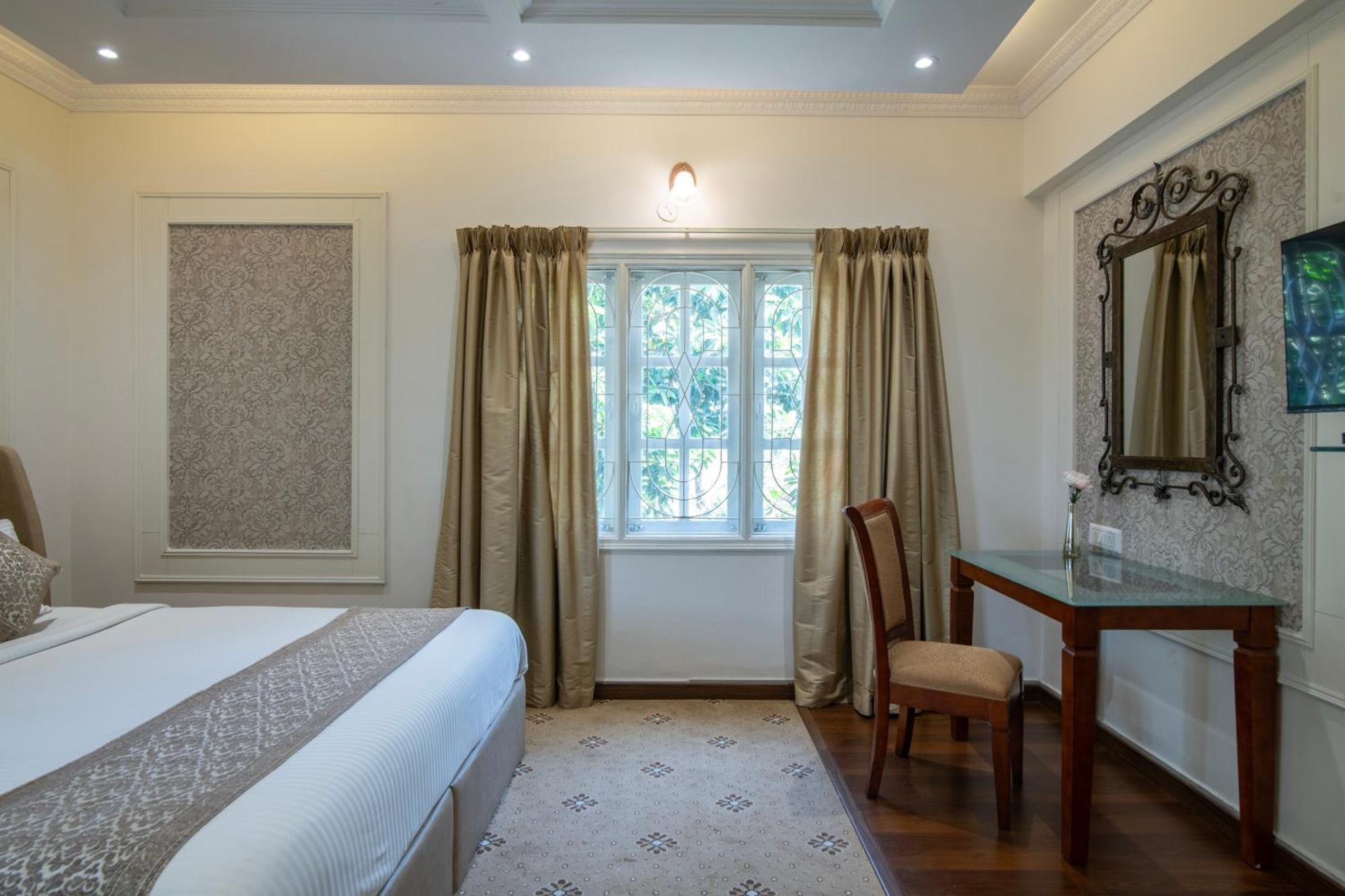 Hyde Park Hotel Bangalore Eksteriør bilde