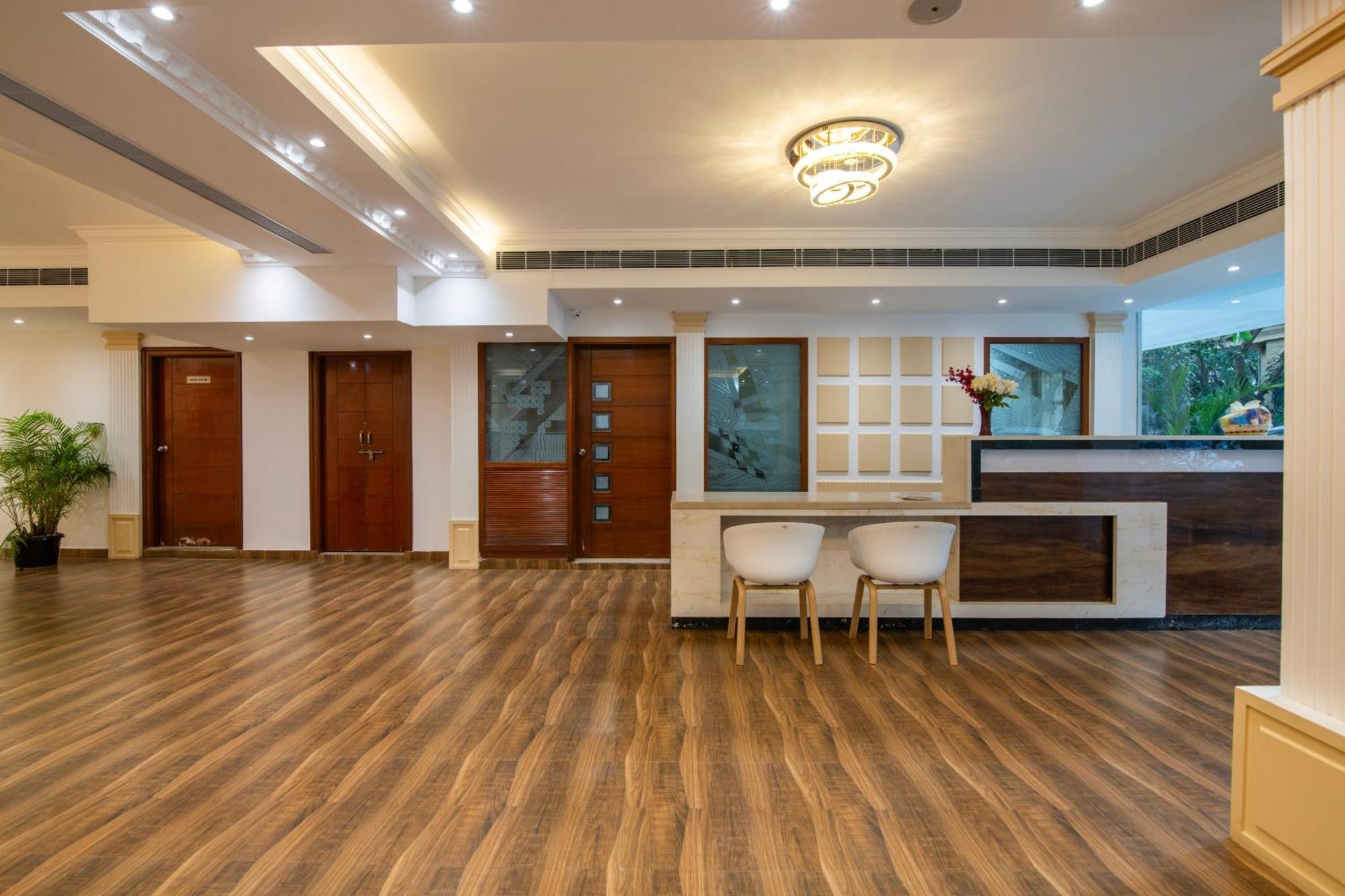 Hyde Park Hotel Bangalore Eksteriør bilde