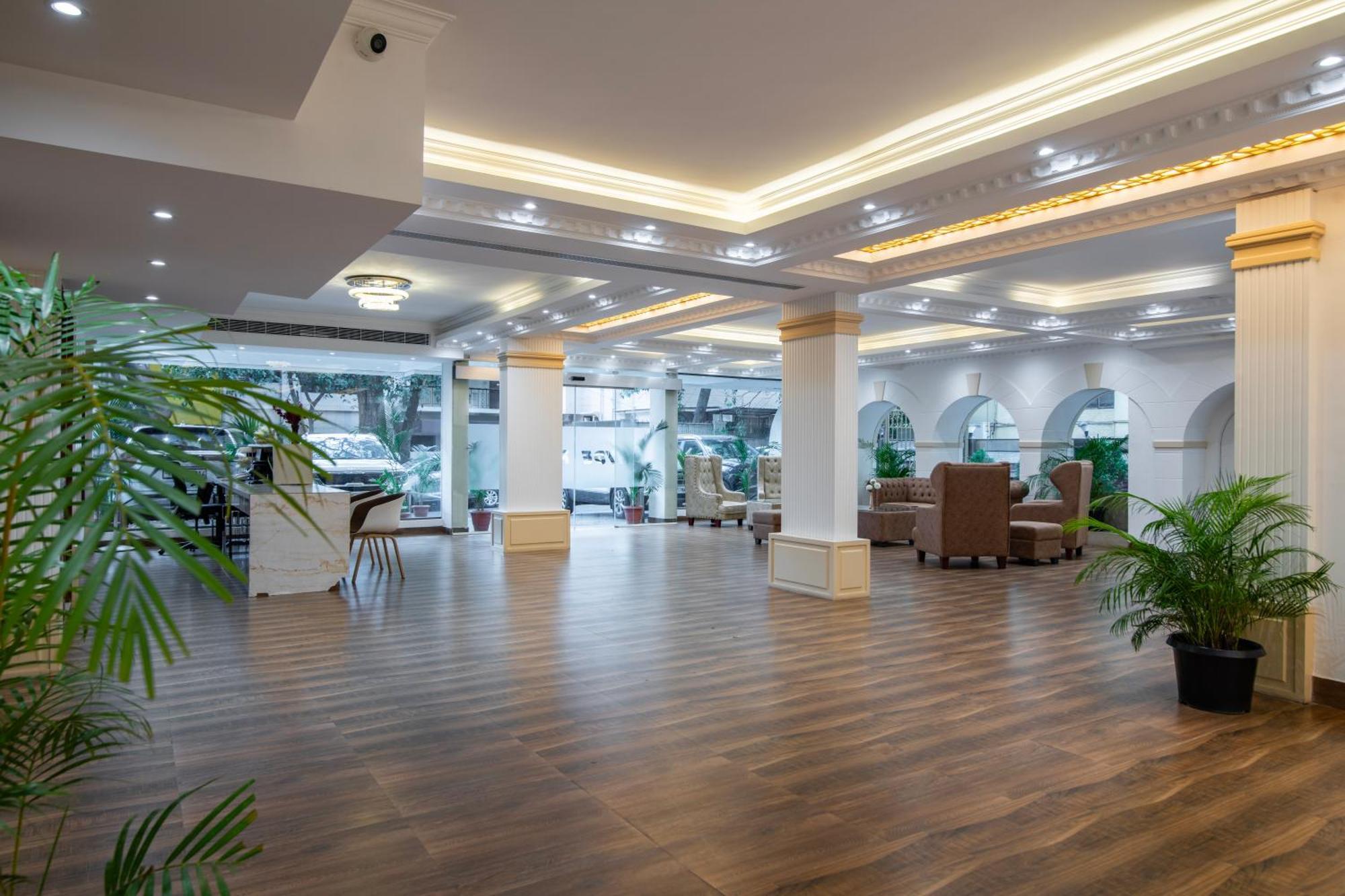 Hyde Park Hotel Bangalore Eksteriør bilde