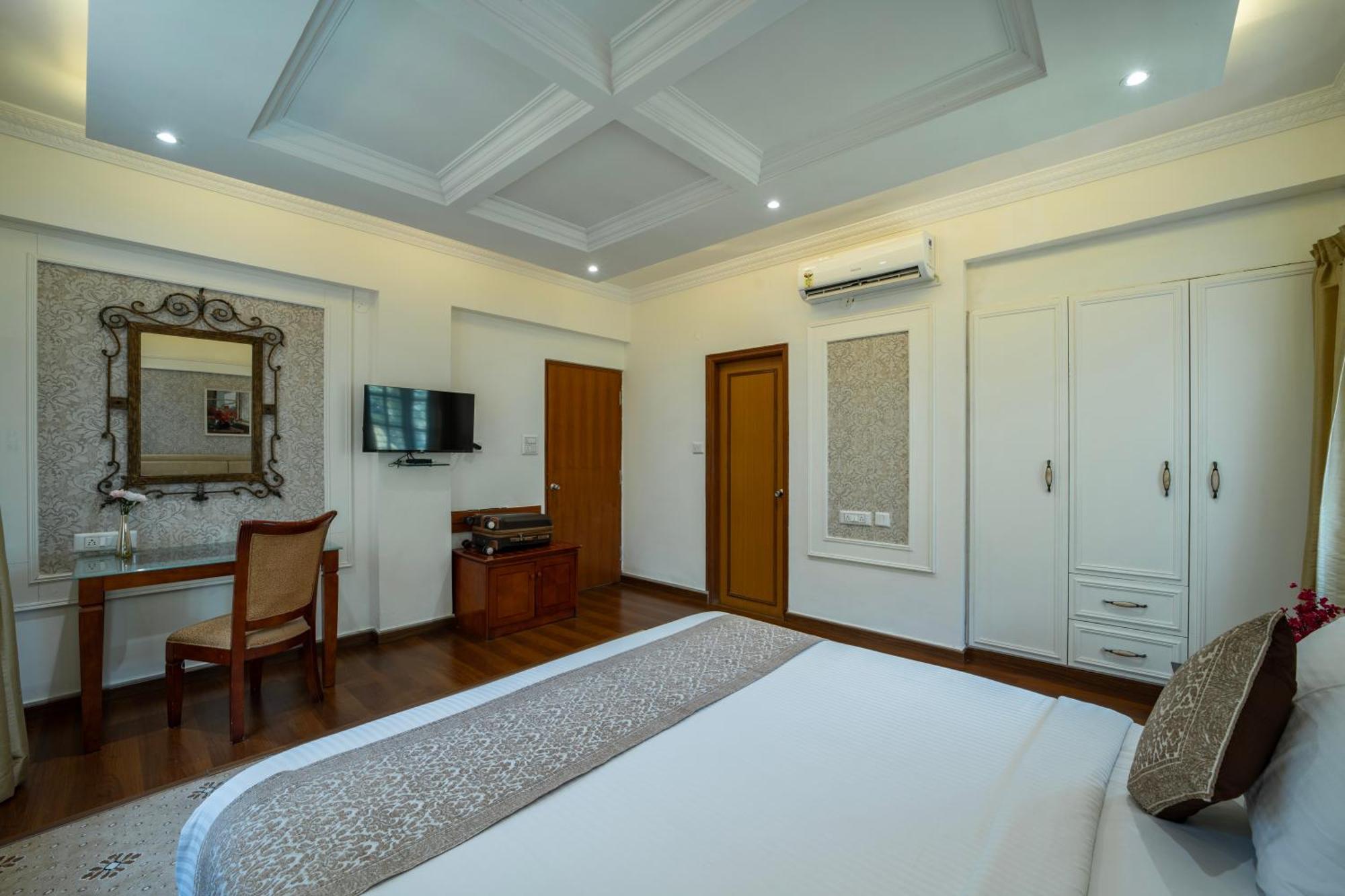 Hyde Park Hotel Bangalore Eksteriør bilde