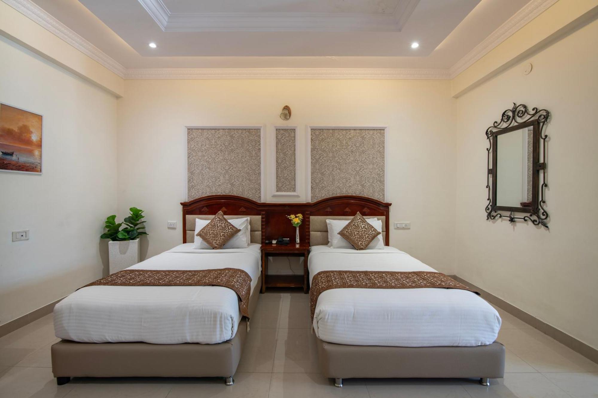 Hyde Park Hotel Bangalore Eksteriør bilde