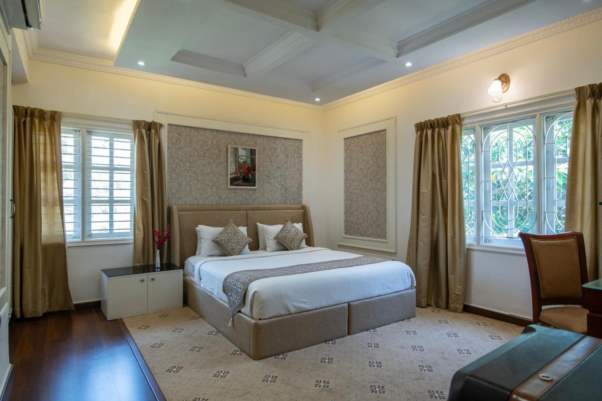 Hyde Park Hotel Bangalore Eksteriør bilde